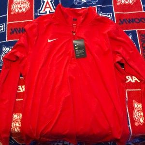 Brand new Nike dri fit pull over